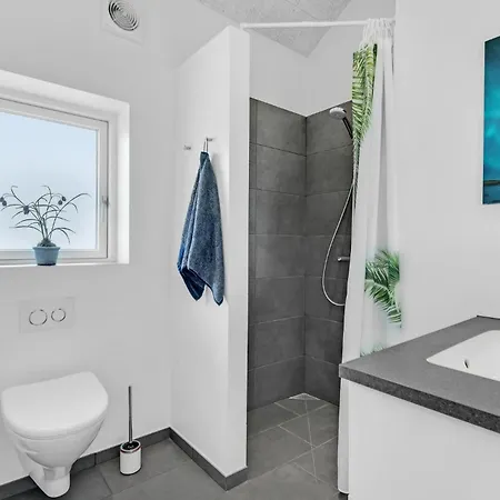 Prázdninový dům Awesome In With Sauna *